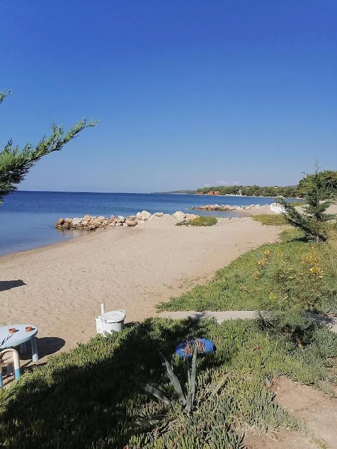 Porto Almira Beachfront House Nikiti  0*, Nikiti (Sithonia)